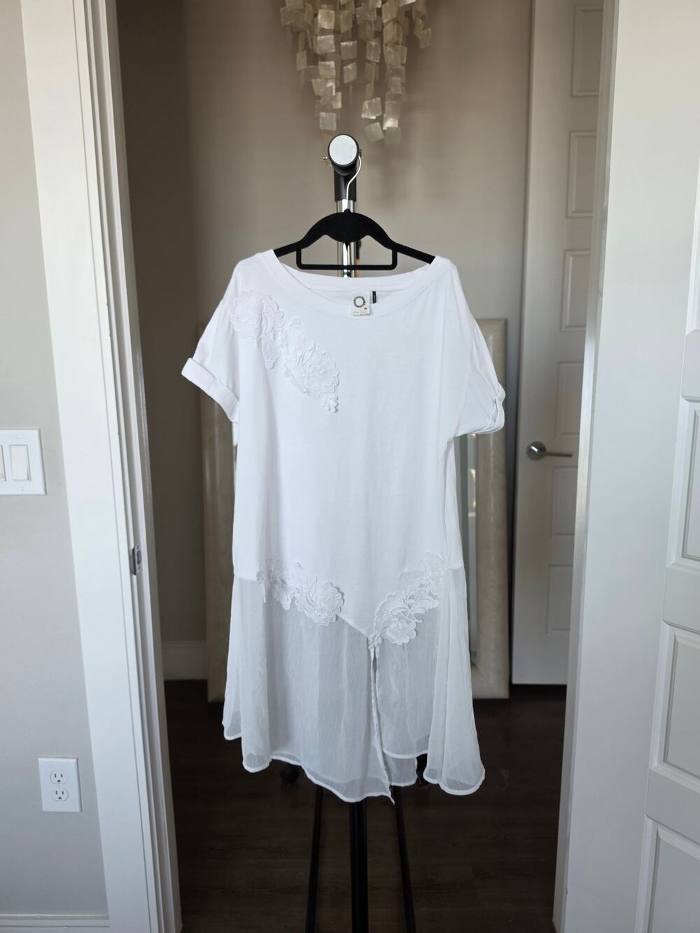 Anthropologie Akemi + Kin Kris Asymmetric Lace Tunic Top White XS
